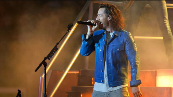 TYLER HUBBARD EXCITED FOR FIRST SOLO SHOW 2023
